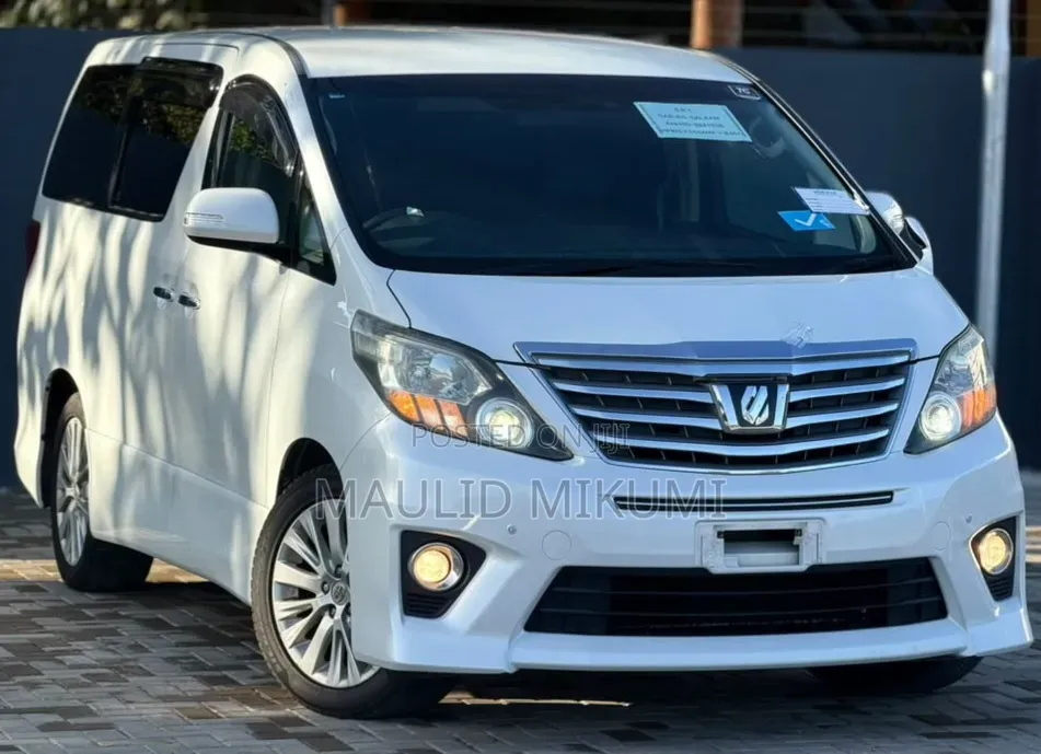 Toyota Alphard 2013 White