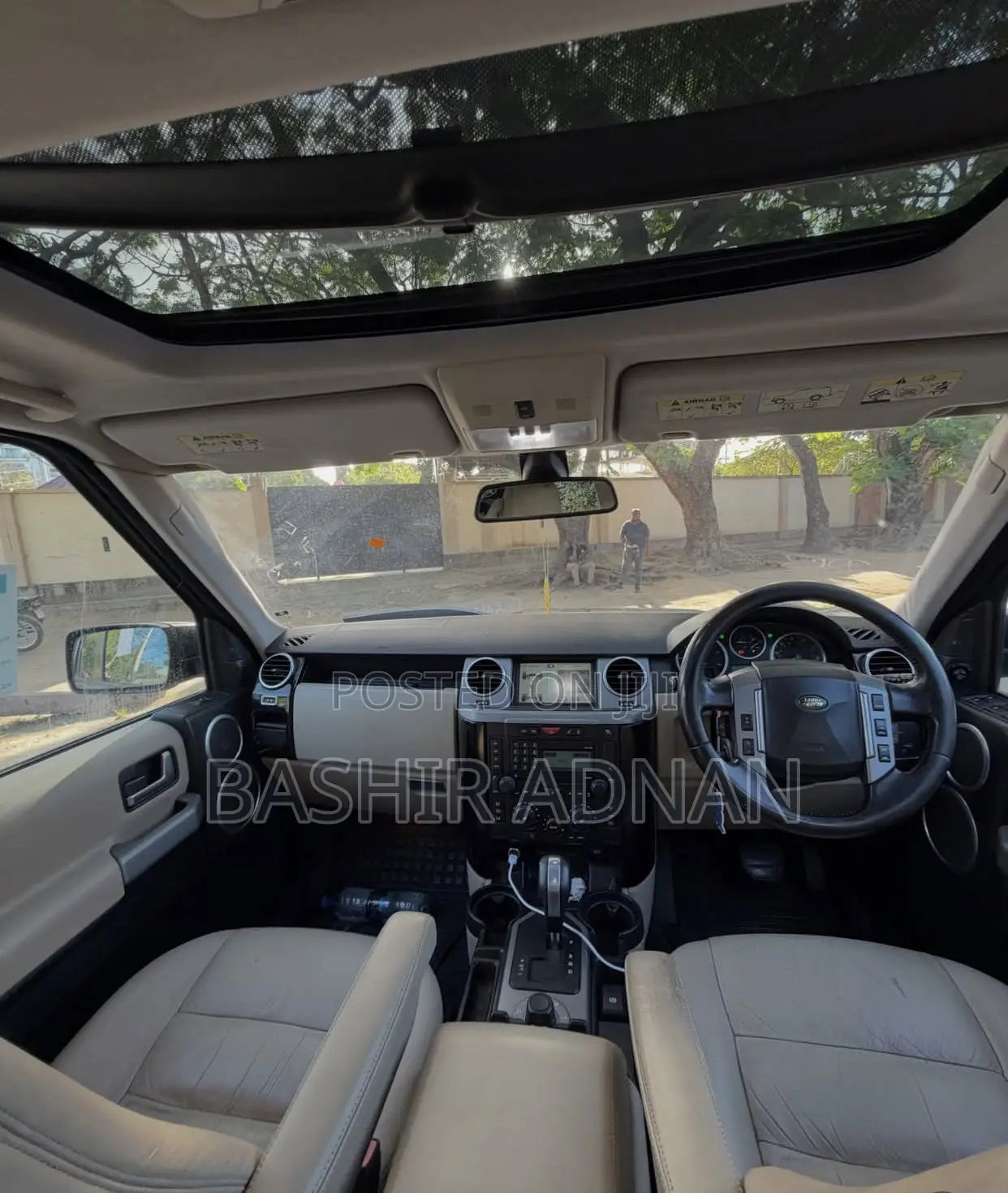 Land Rover Discovery 2009 Gray