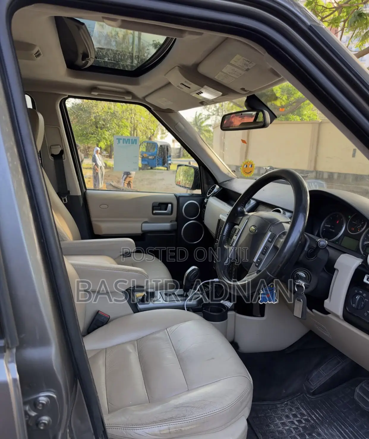 Land Rover Discovery 2009 Gray
