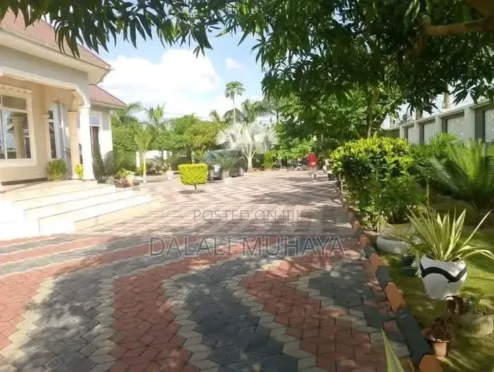 4bdrm House in Taliani, Chanika for sale