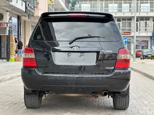 Toyota Kluger 2001 Black