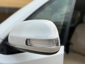 Toyota Porte 2005