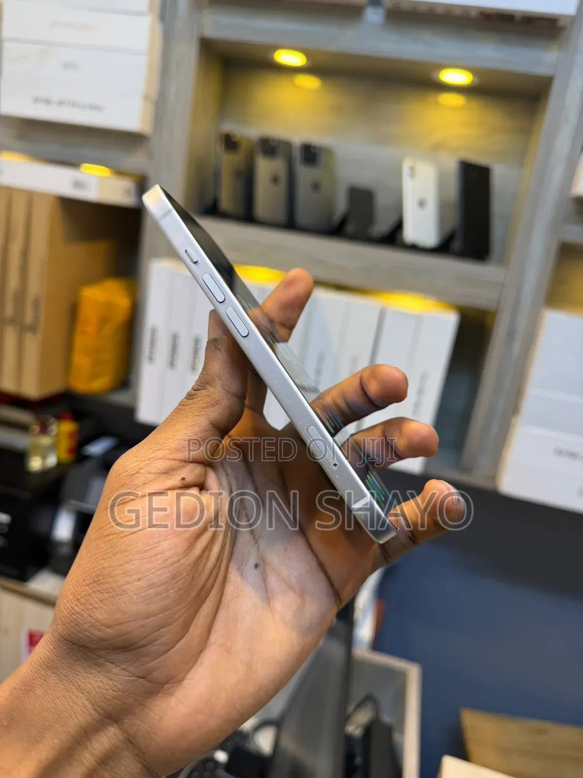 Apple iPhone 15 128 GB White