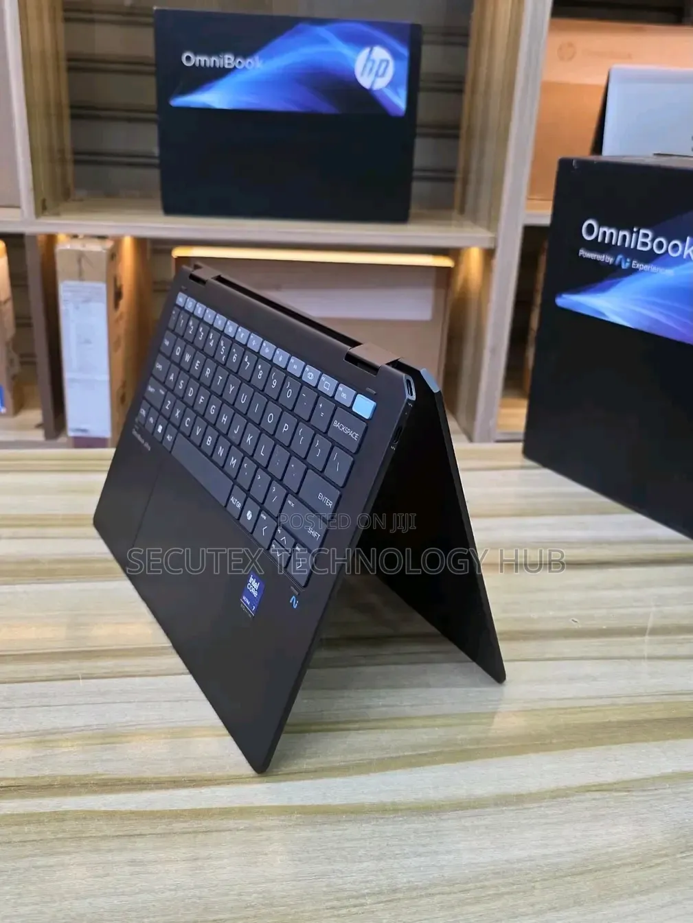 New Laptop HP OmniBook X Flip 14" 16GB Intel Core Ultra 5 SSD 512GB