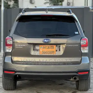 Subaru Forester 2016 Gray