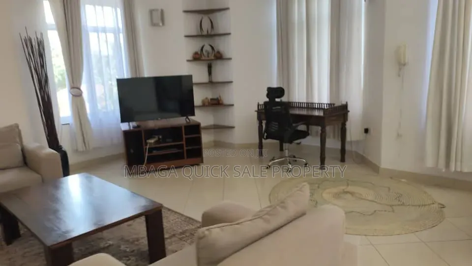 Furnished 2bdrm Apartment in Oyster Bay for rent