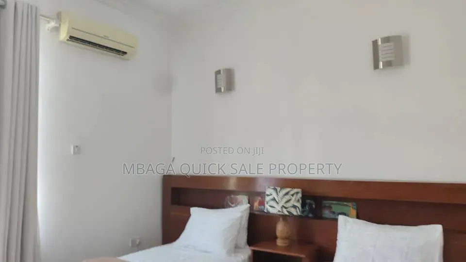 Furnished 2bdrm Apartment in Oyster Bay for rent