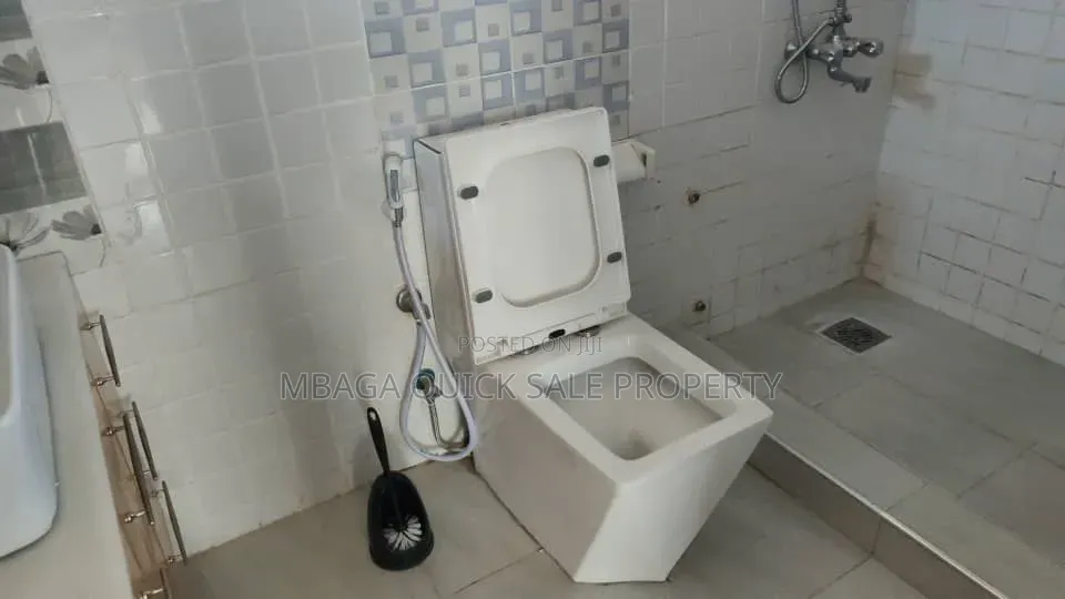 Furnished 2bdrm Apartment in Oyster Bay for rent