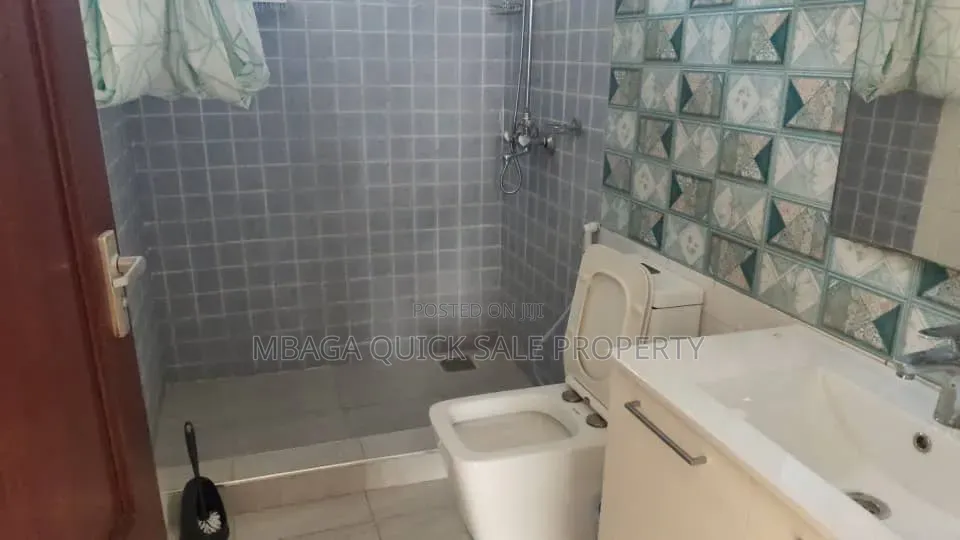 Furnished 2bdrm Apartment in Oyster Bay for rent
