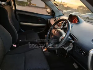 Toyota IST 2005 Black