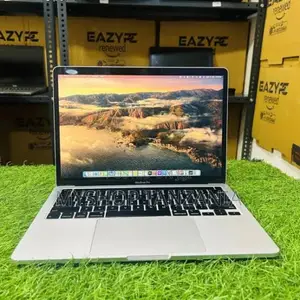 Laptop Apple MacBook Pro 2021 M1 16GB Apple M1 Pro SSD 512GB