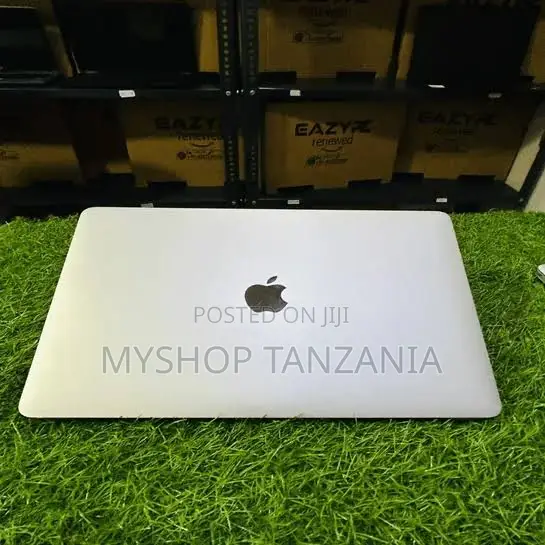 Laptop Apple MacBook Pro 2021 M1 16GB Apple M1 Pro SSD 512GB