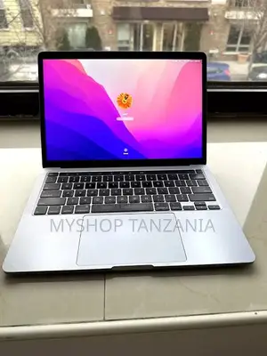 Laptop Apple MacBook Pro 32GB Intel Core i7 SSD 512GB