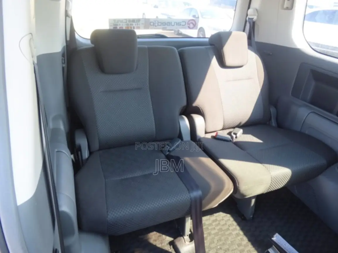 Toyota Noah 2009 Black