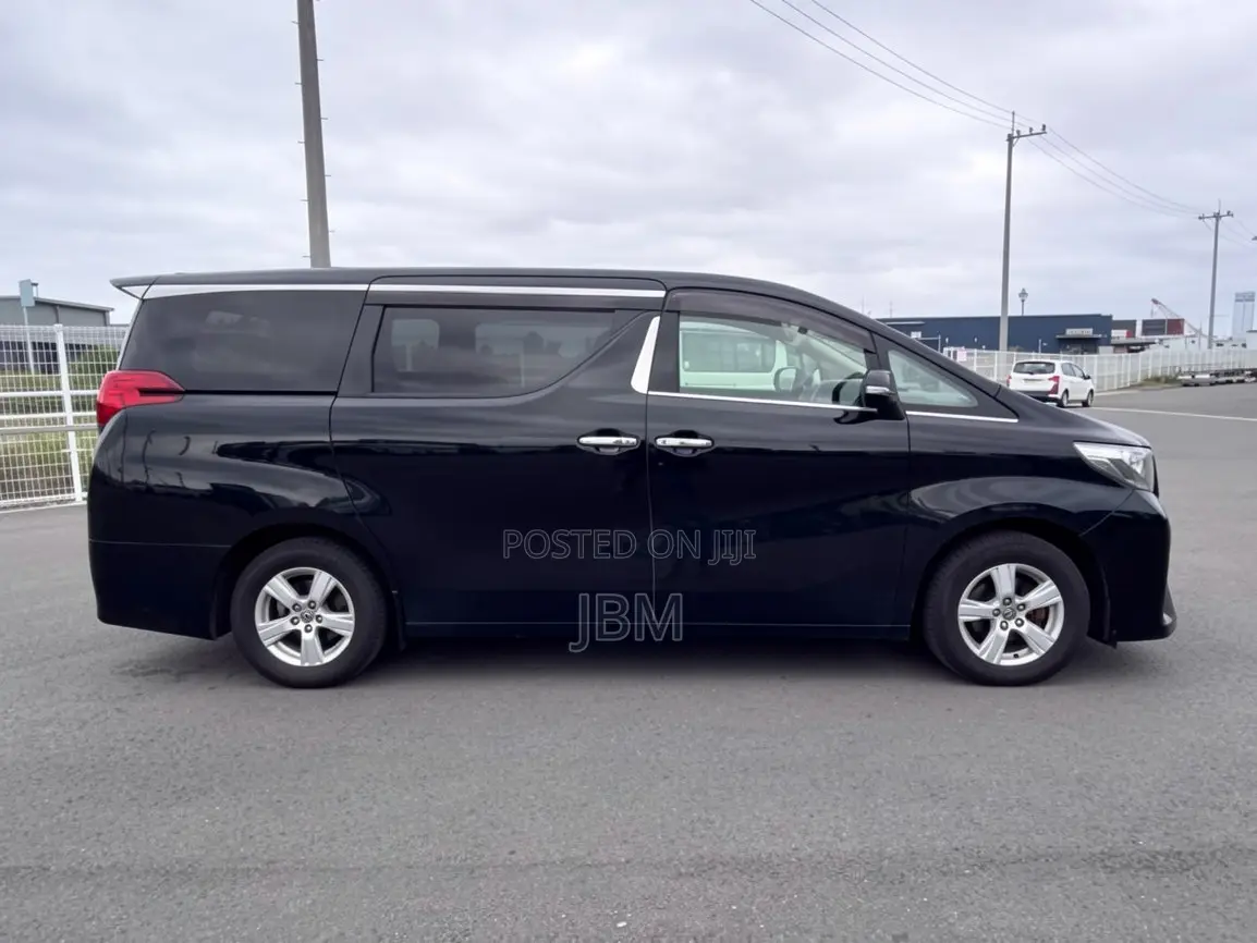 Toyota Alphard 2016 Black