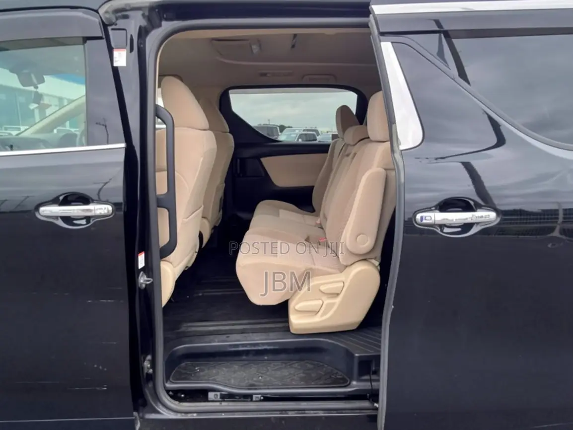 Toyota Alphard 2016 Black