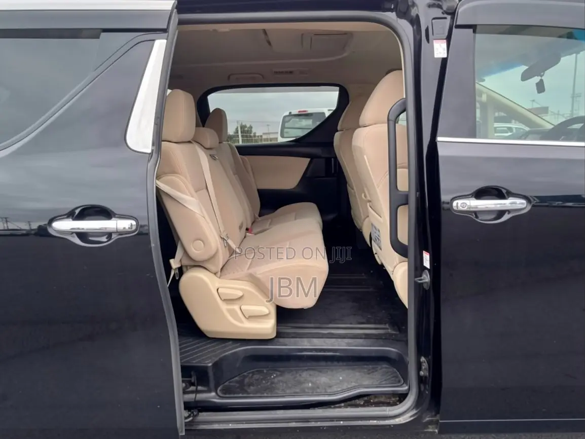 Toyota Alphard 2016 Black