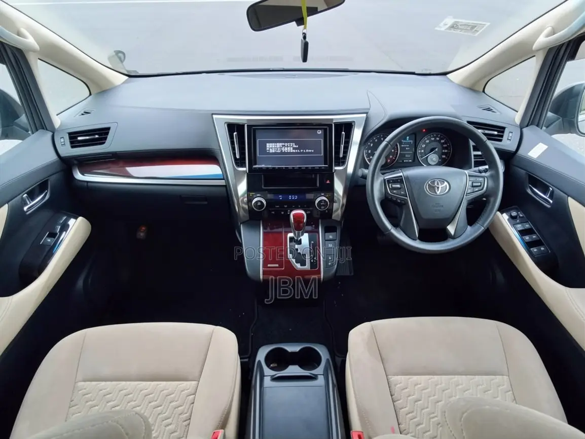 Toyota Alphard 2016 Black