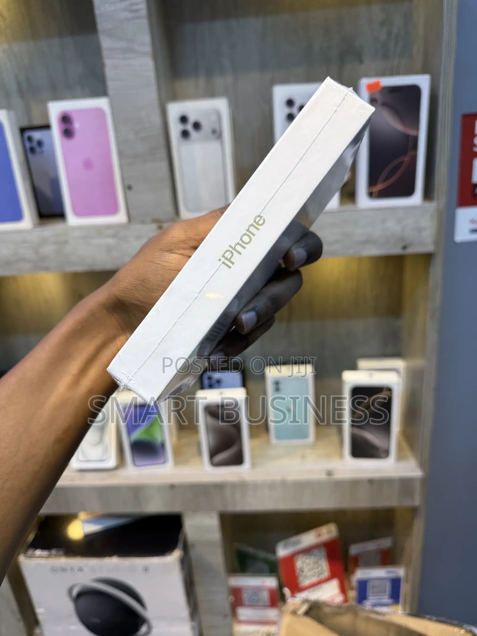 New Apple iPhone 14 Pro Max 128 GB Gold
