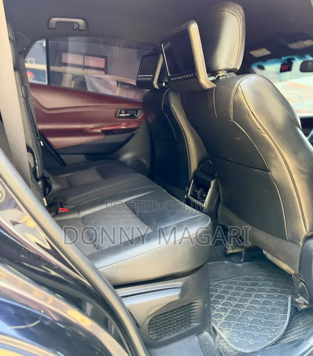 Toyota Harrier 2015 Black