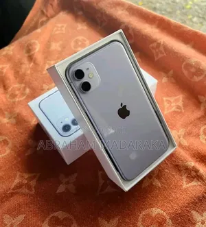 Apple iPhone 11 128 GB White
