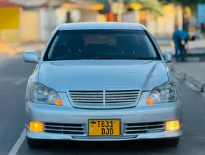 Toyota Crown 2004 Silver