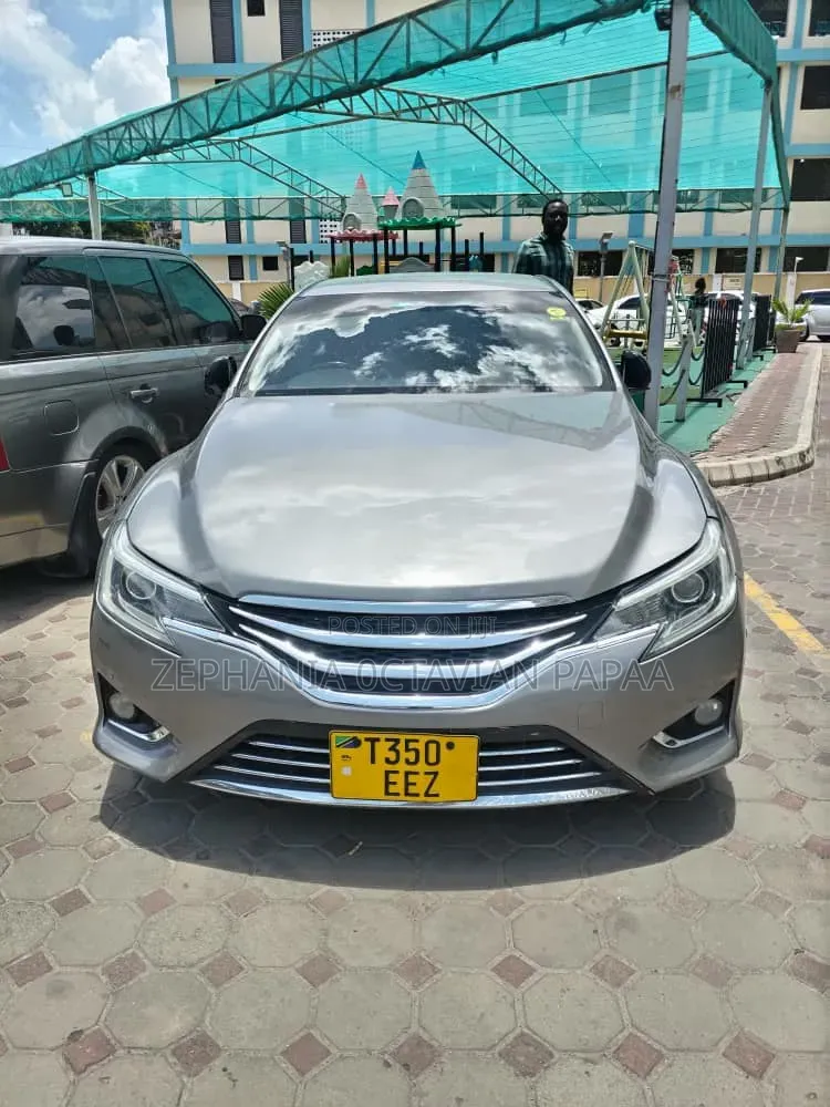 Toyota Mark X 2012 Silver