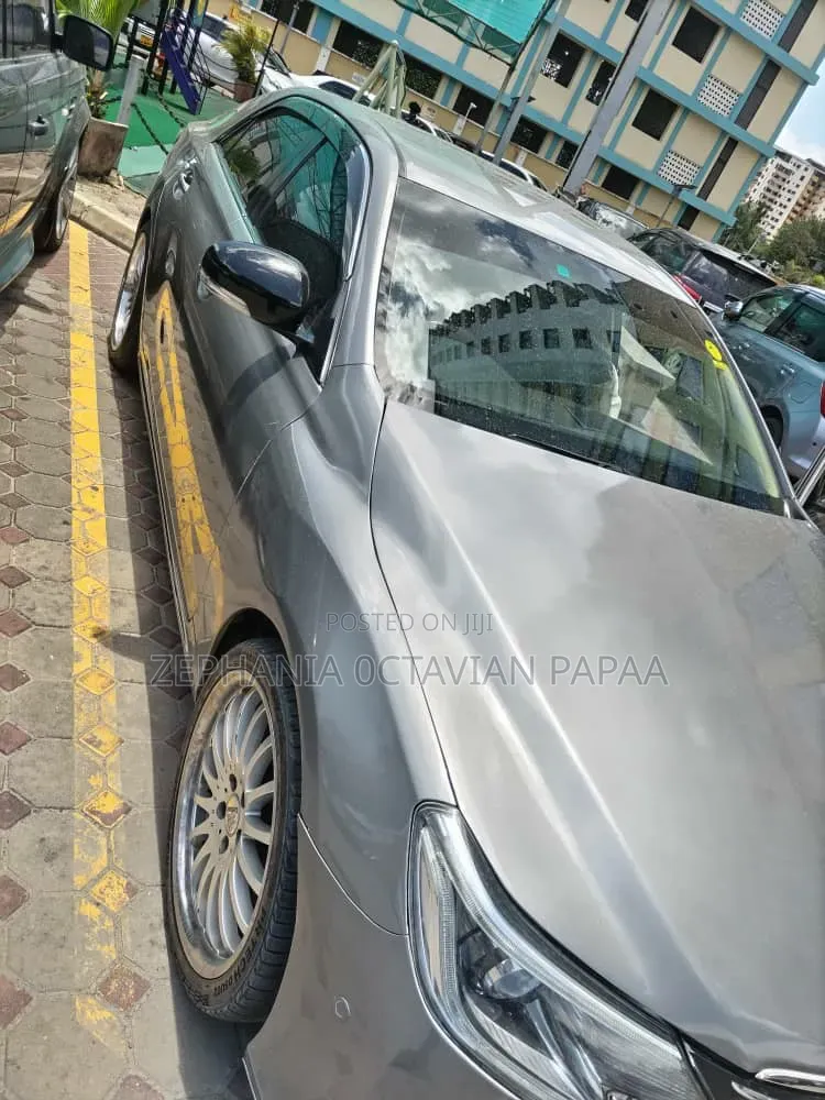 Toyota Mark X 2012 Silver