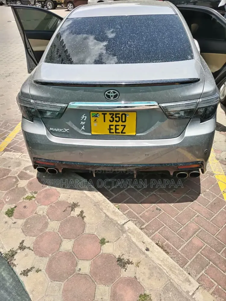 Toyota Mark X 2012 Silver