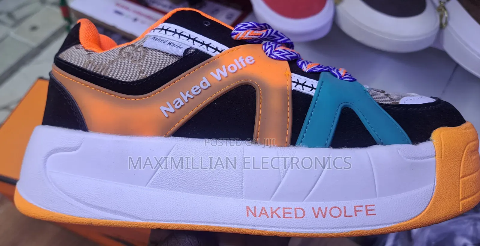 Naked Wolfe