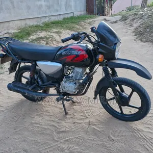 Bajaj Boxer X125 2026 Black