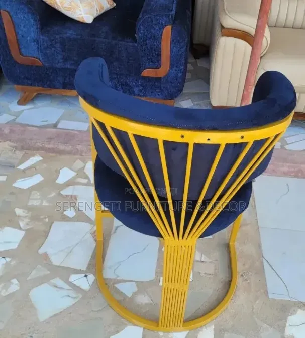 Armchair Za Saloon Nzuri Sana