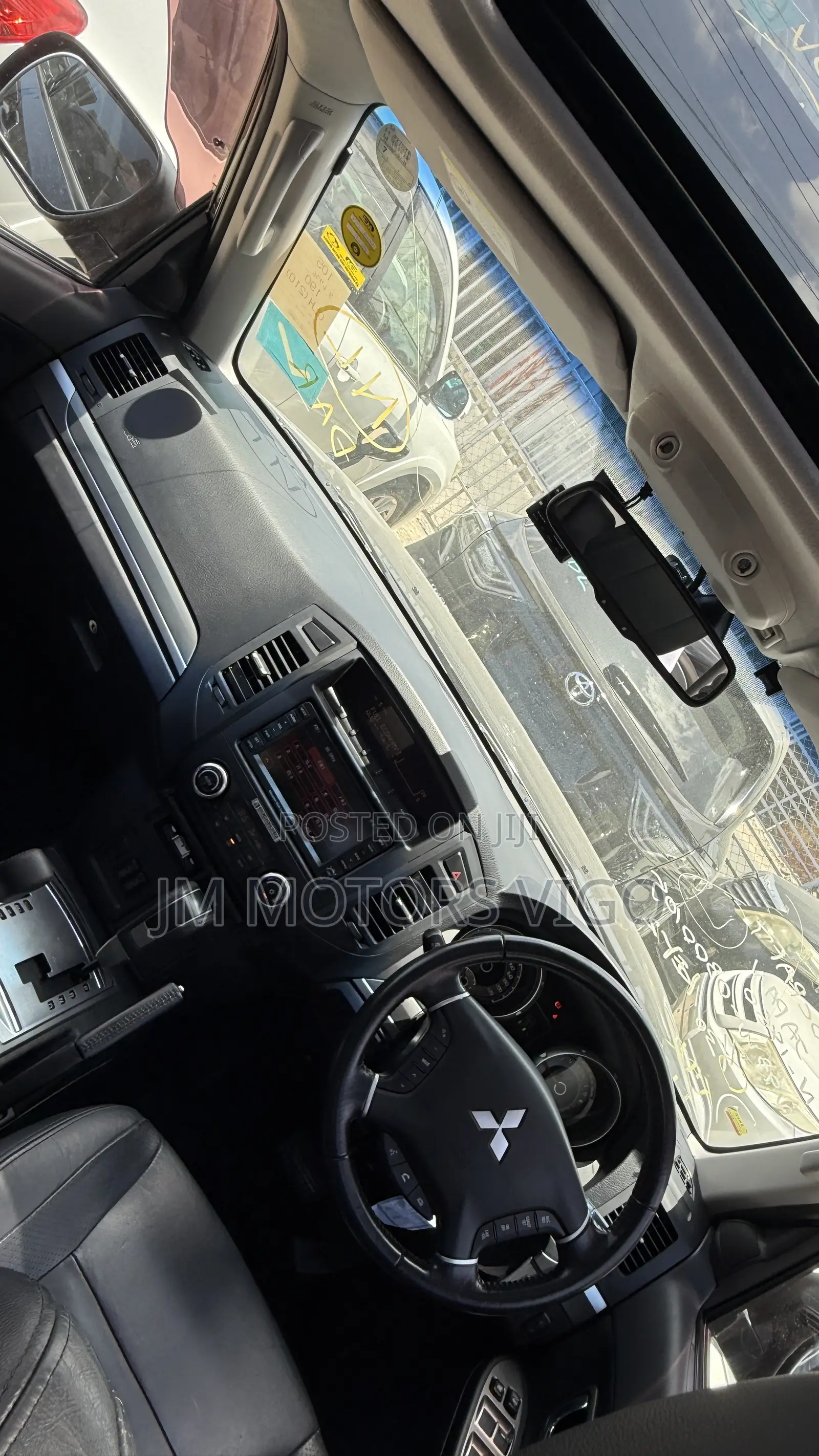 Mitsubishi Pajero 2010 Black