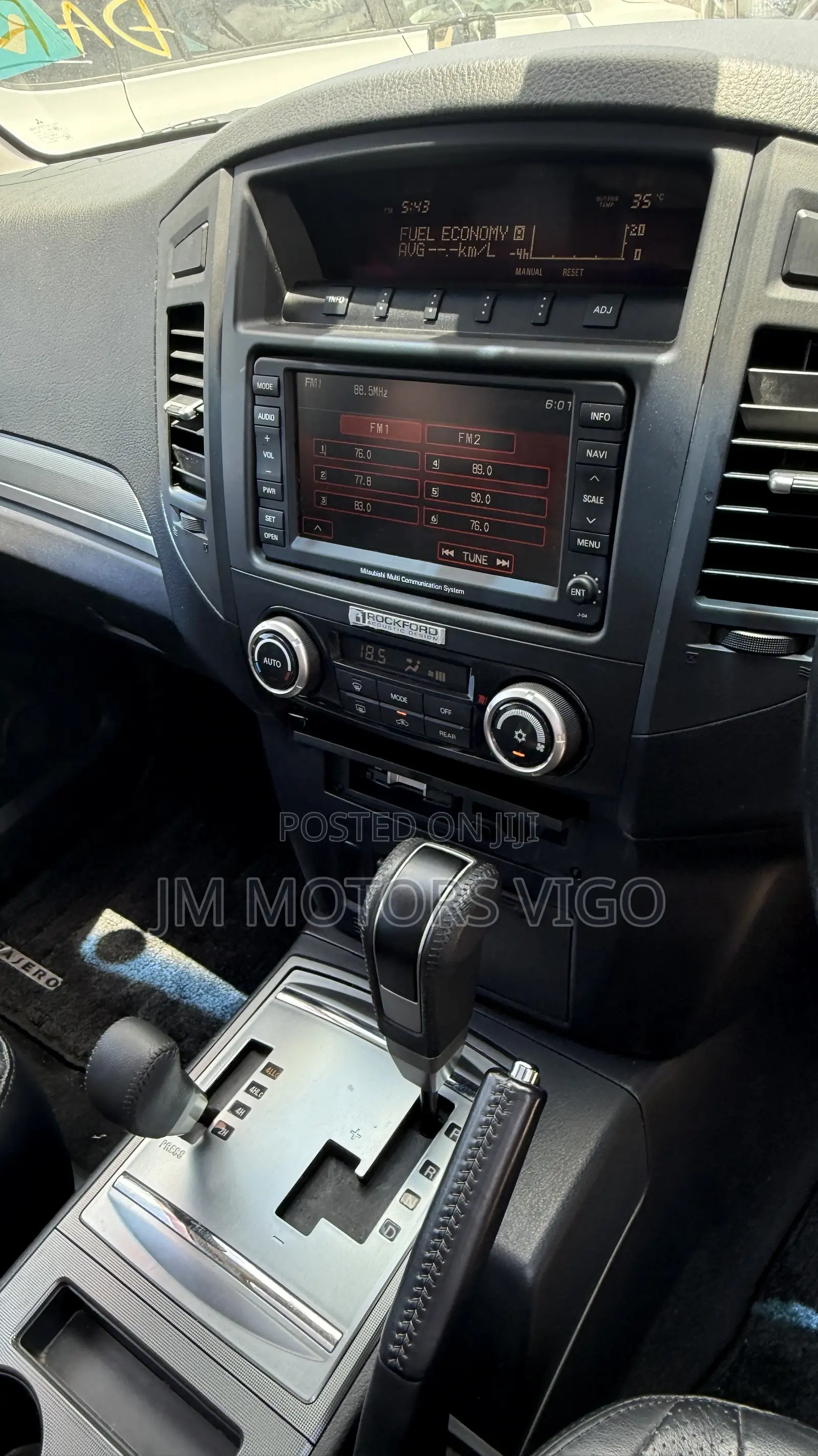 Mitsubishi Pajero 2010 Black