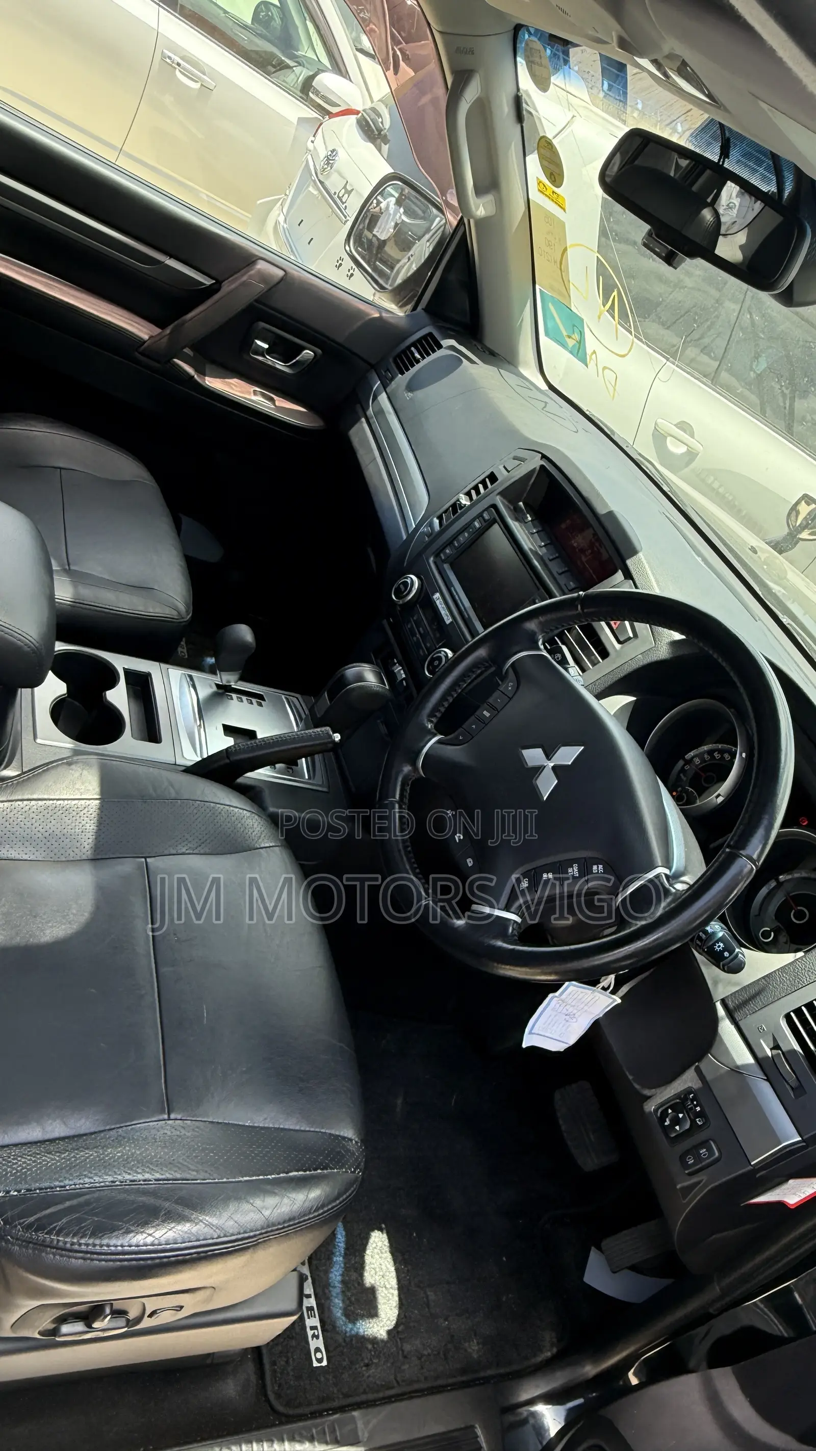 Mitsubishi Pajero 2010 Black