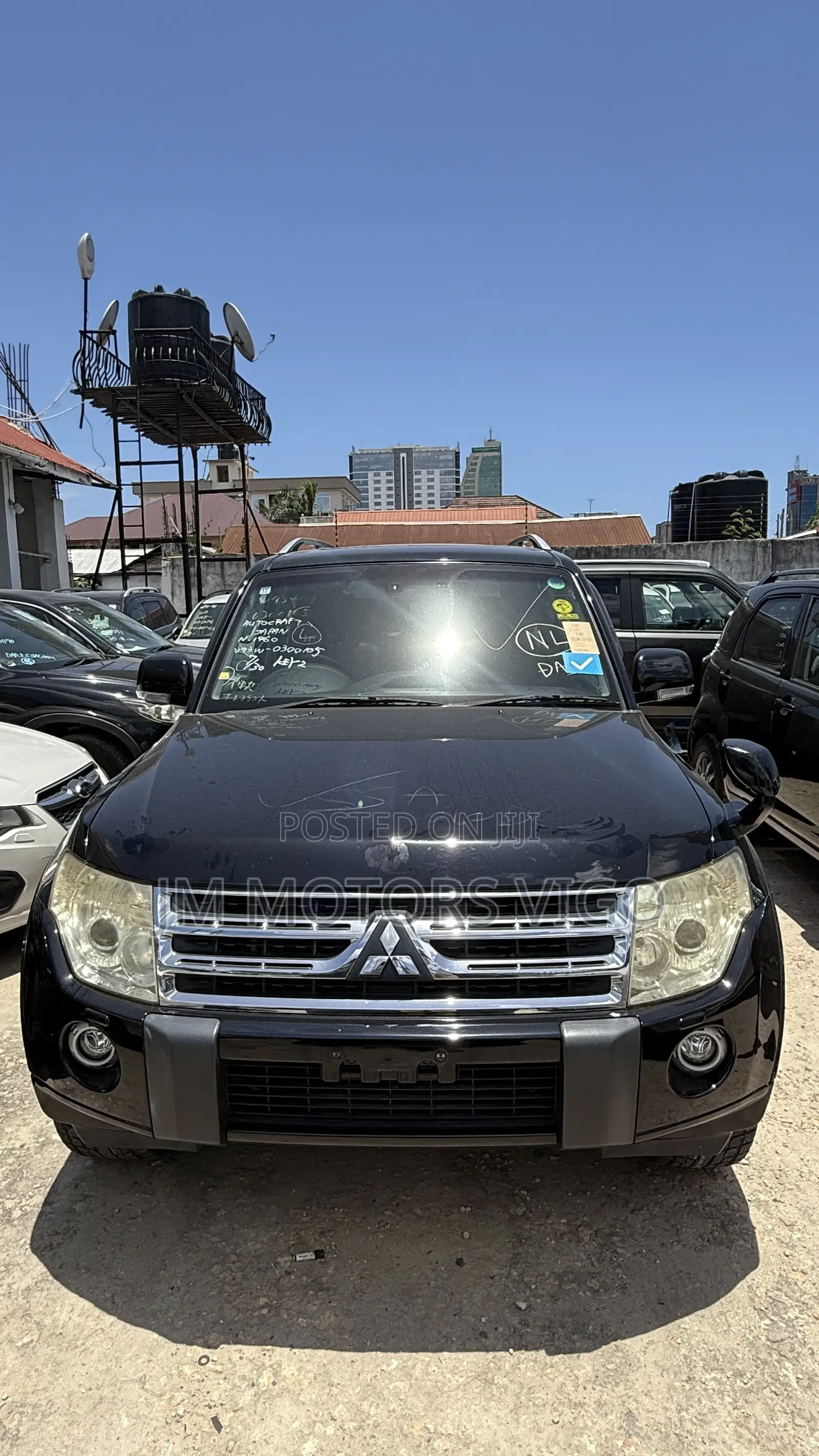 Mitsubishi Pajero 2010 Black
