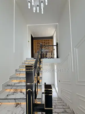 3bdrm Mansion in Goba Half London for sale