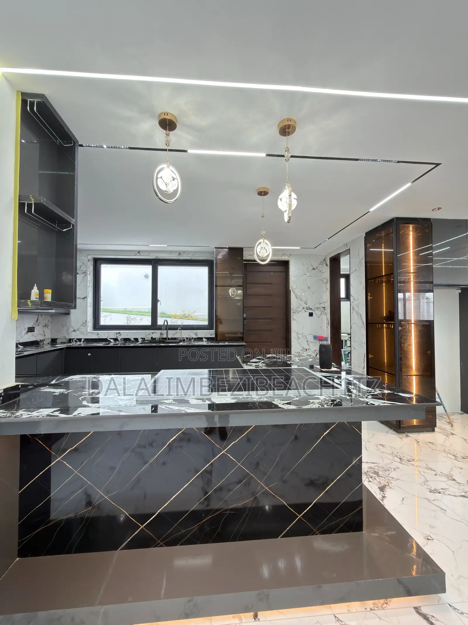 3bdrm Mansion in Goba Half London for sale