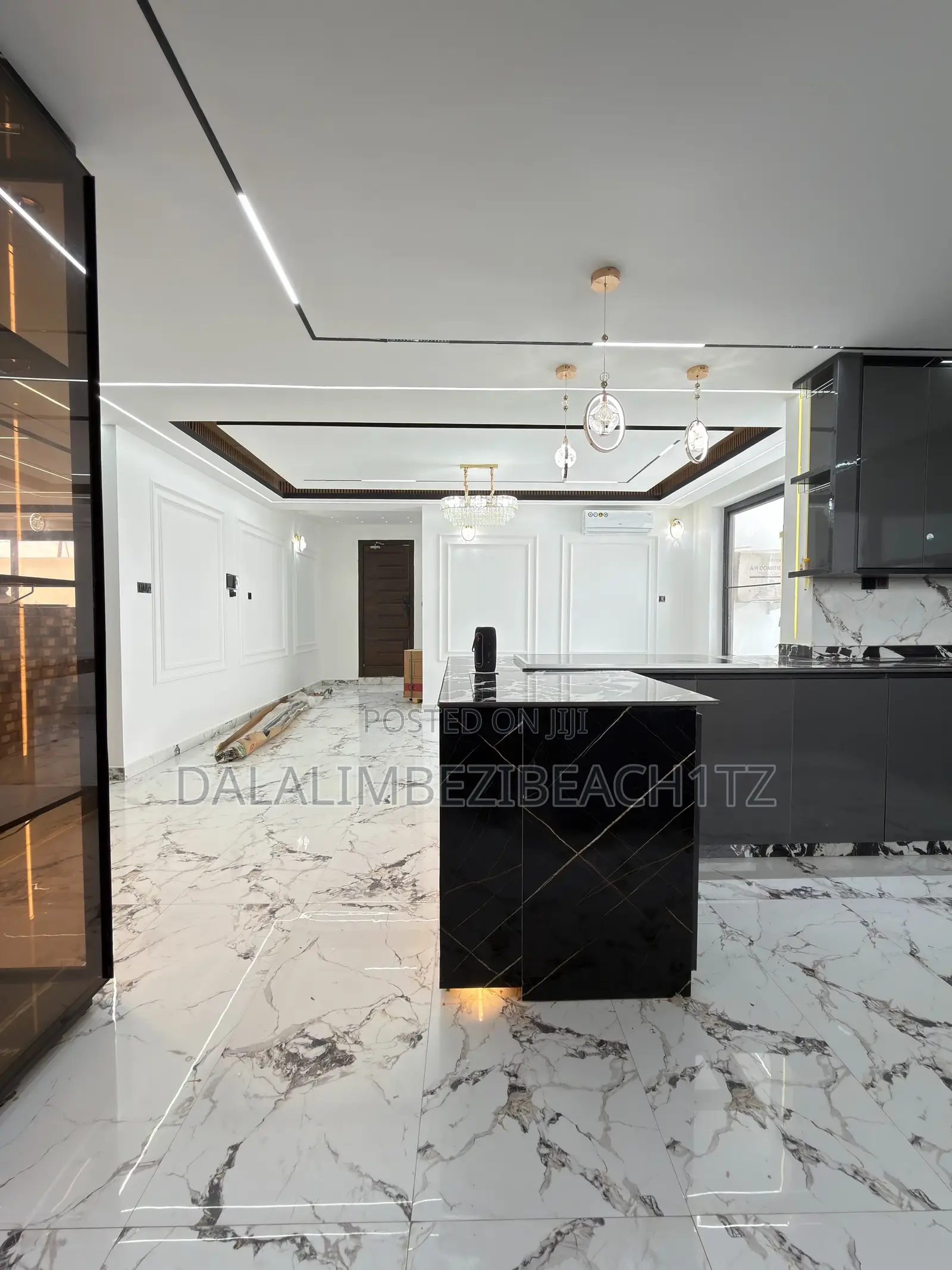 3bdrm Mansion in Goba Half London for sale