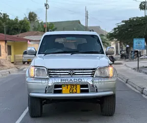 Toyota Land Cruiser Prado 2003 White