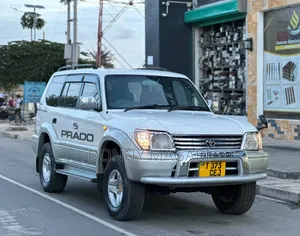 Toyota Land Cruiser Prado 2003 White