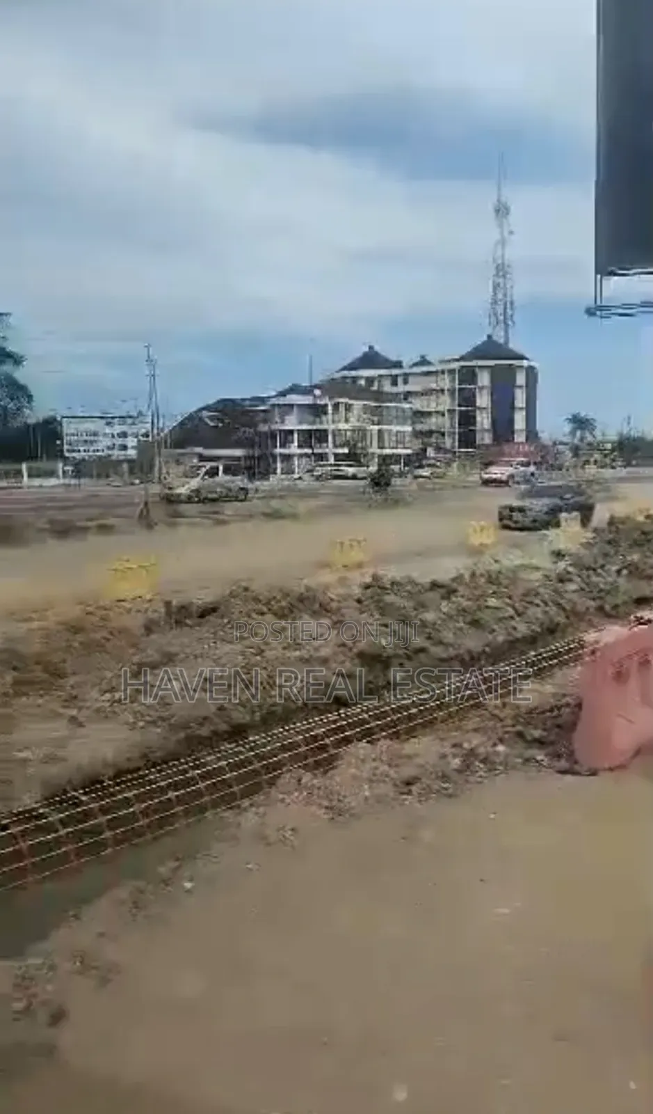 Commercial Plot Inatizama Main Road Inauzwa Mbezi Beach