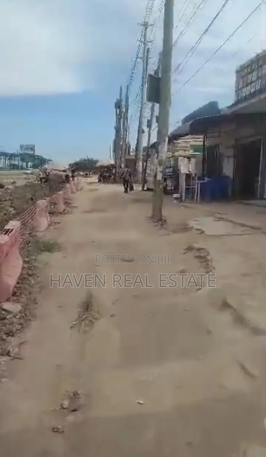 Commercial Plot Inatizama Main Road Inauzwa Mbezi Beach