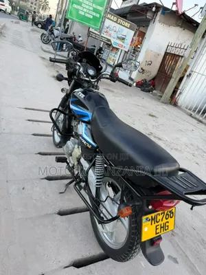 TVS HLX 125 2024 Black