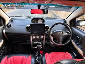 Toyota IST 2003 Silver