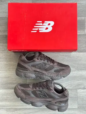 New Balance 990 Sneaker