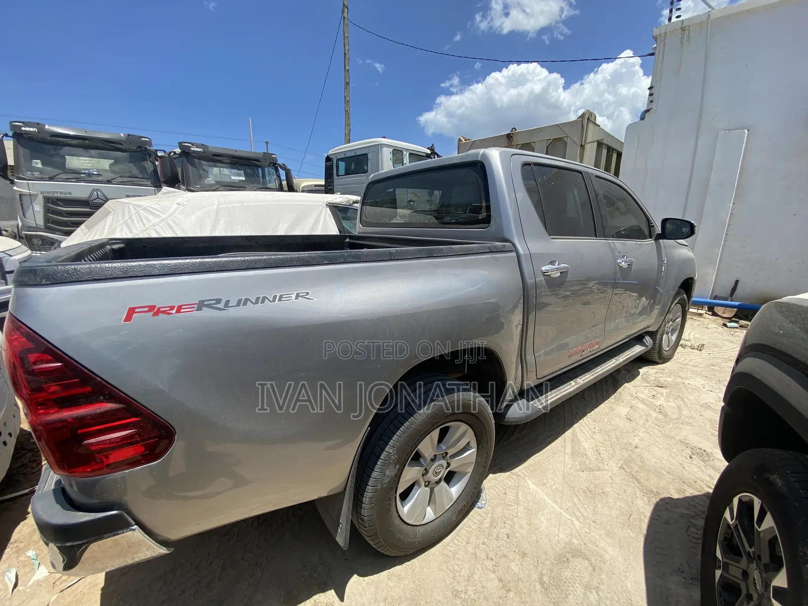 Toyota Hilux Rogue 4x4 2018 Silver