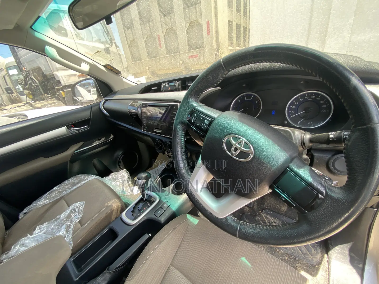 Toyota Hilux Rogue 4x4 2018 Silver