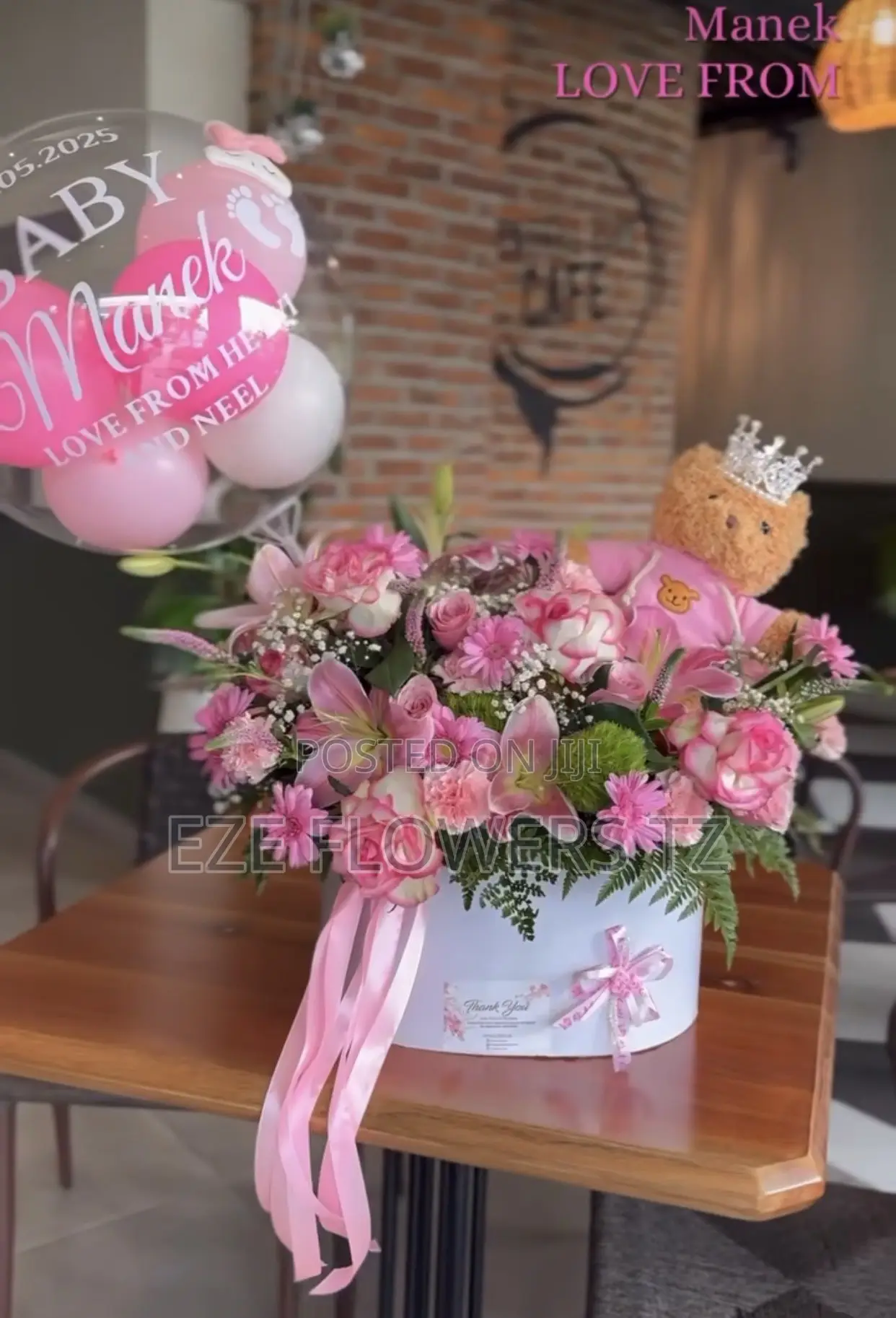 Freshflowers and Gift