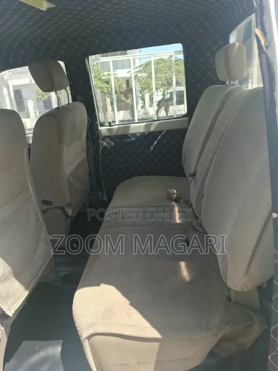 Toyota Hilux 1998 White